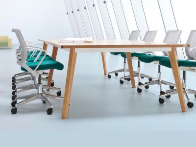 How to Choose The Right Office Meeting Table