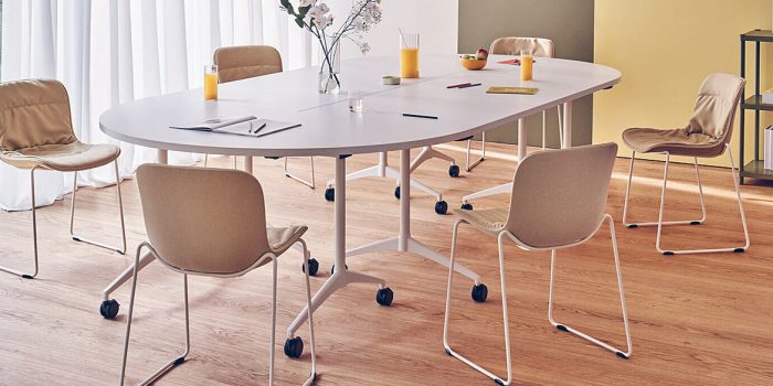 Oval folding office table